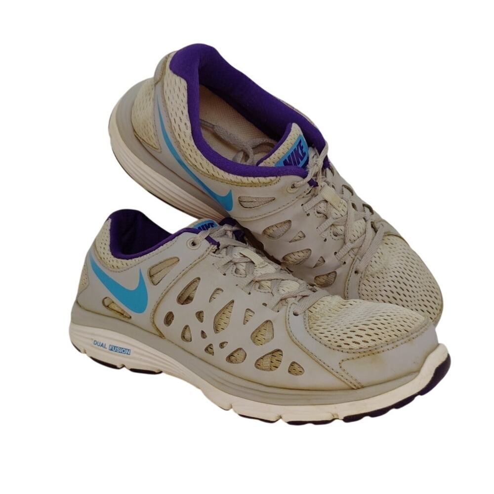 Nike Dual Fusion Run 2 Women's Gray Running Shoes - 8.5